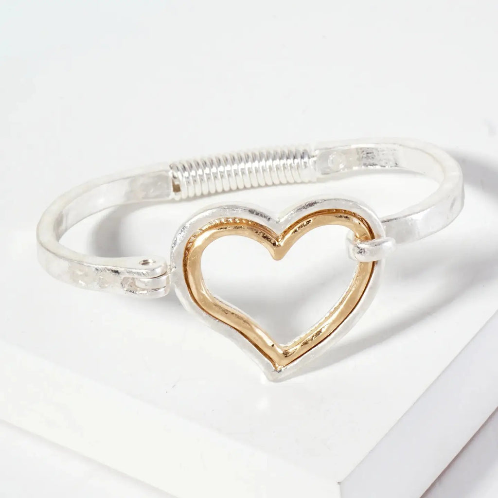 Bijou Bangle Brass Hammered Heart - Love Story