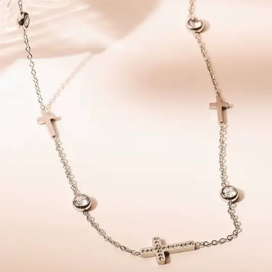 BIJOU Cross Necklace 18k Stainless Steele
