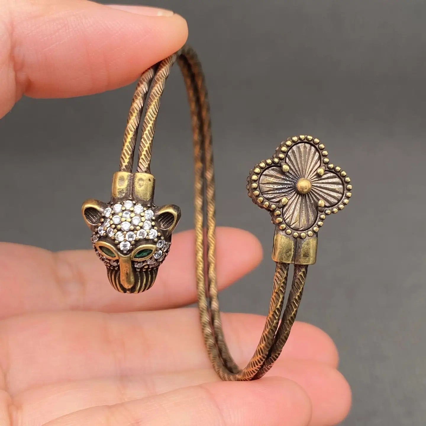 Bijou Bangle Clover Bronze Crystal Leopard With Emerald Eyes