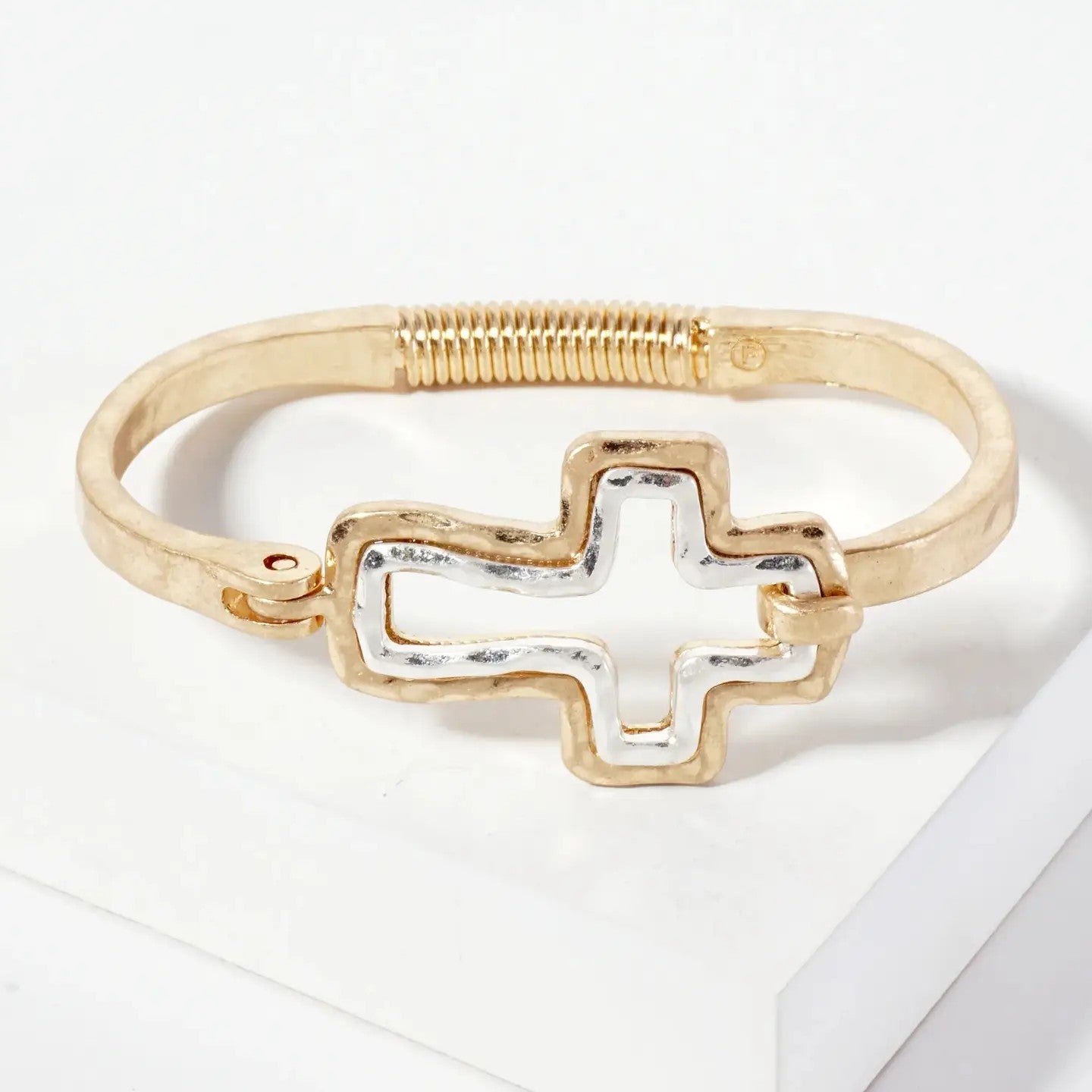 Bijou Bangle Cross Hammer Mix Media