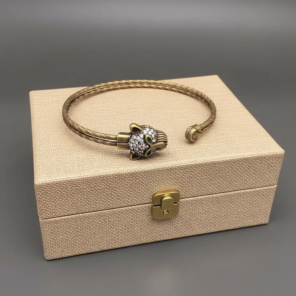 Bijou Bangle Clover Bronze Crystal Leopard With Emerald Eyes