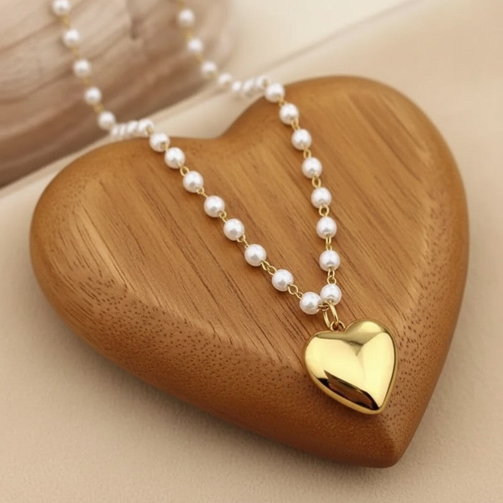 Bijou Charm Free Heart Necklace